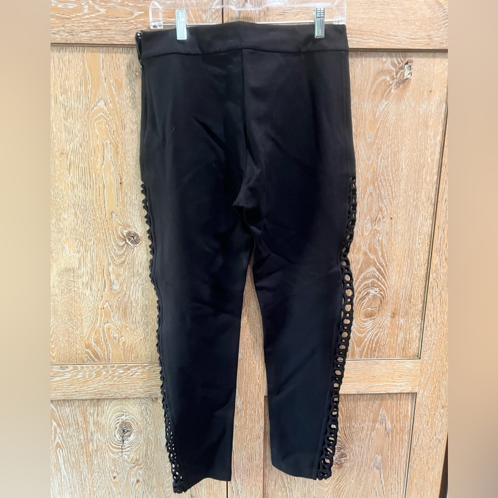 Anne Fontaine black leggings - peakaboo cut out
